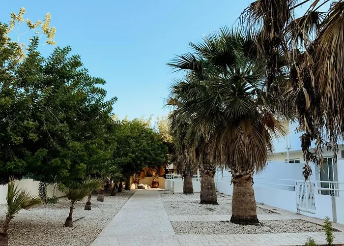 Nissi Si Lux Boho On Nissi * Ayia Napa