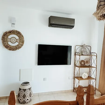 Nissi Si Lux Boho On Nissi Ajía Nápa